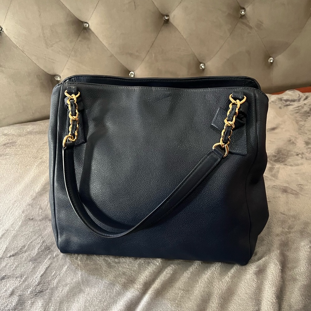 Authentic Tory Burch LEATHER TOTE